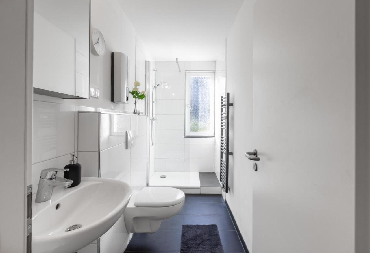 Glück Auf Appartements Am Stadtpark Duisburg Exterior foto