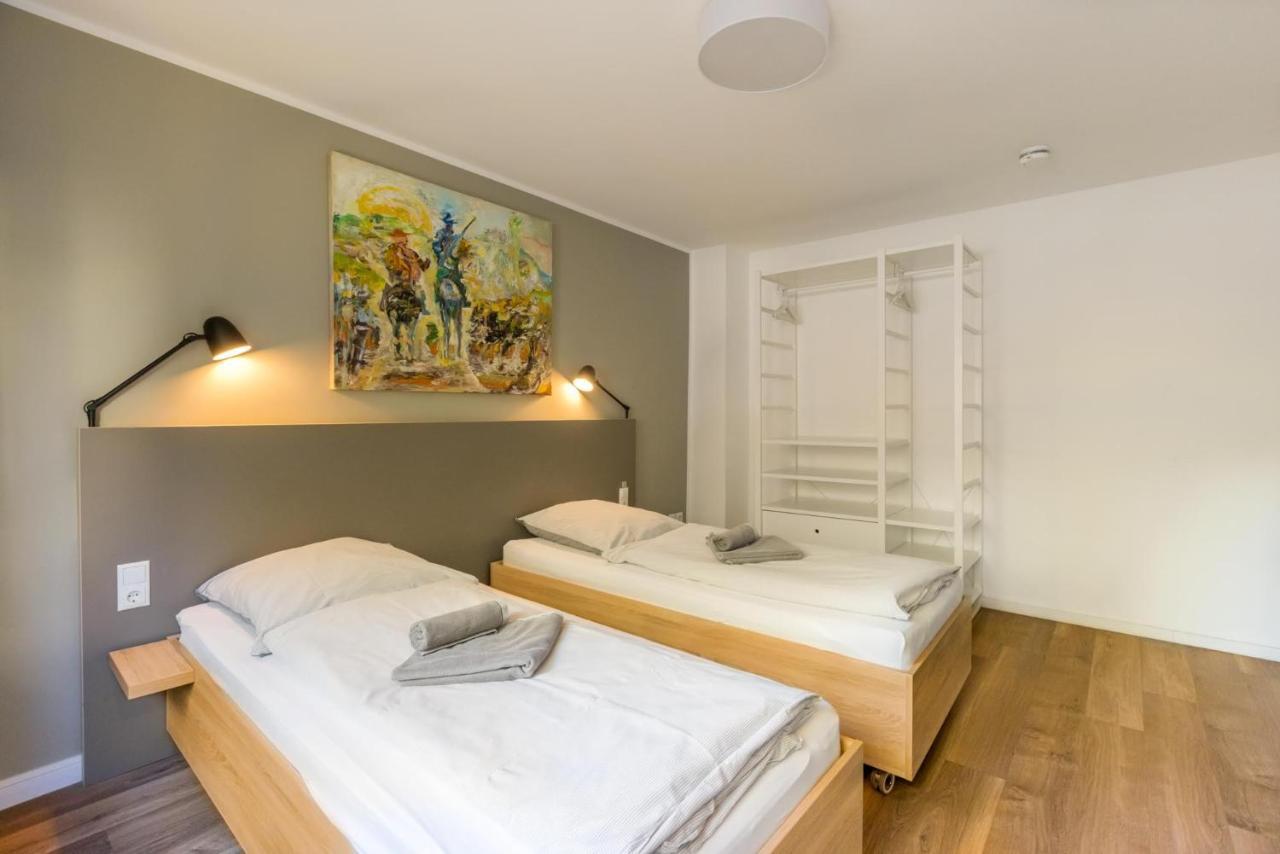 Glück Auf Appartements Am Stadtpark Duisburg Exterior foto