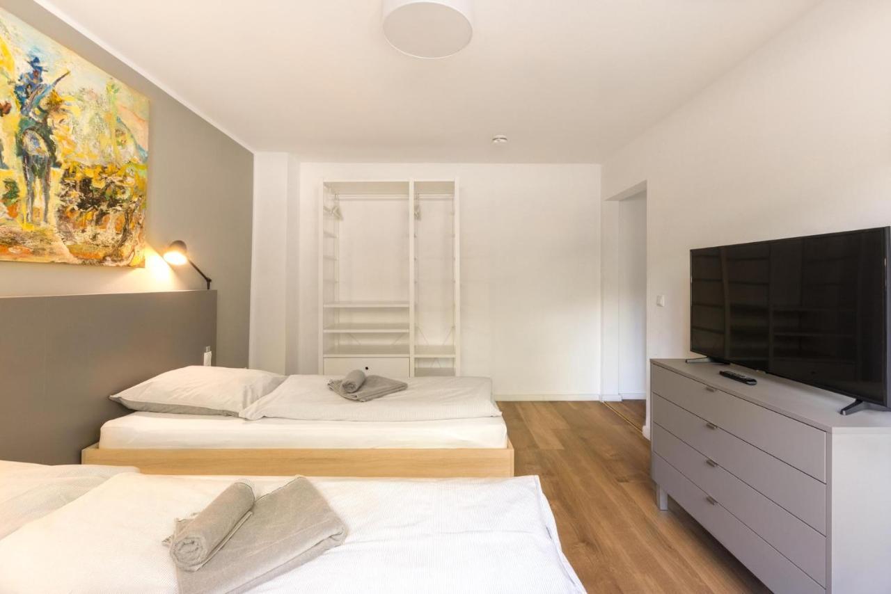 Glück Auf Appartements Am Stadtpark Duisburg Exterior foto