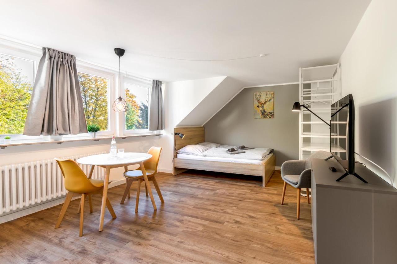 Glück Auf Appartements Am Stadtpark Duisburg Exterior foto